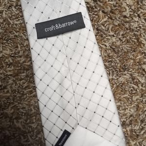 Men's tie